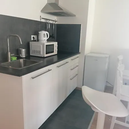 Brand New One Bedroom #54 In Brand New Building With Free Parking Apartment *